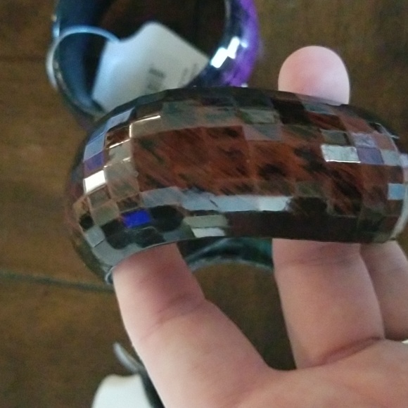 3 plastic bangles - Picture 4 of 6